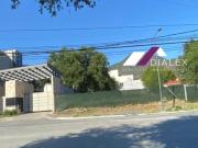 RENTA Terreno de 882 m2 en COL. EL URO en Carretera...