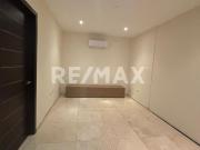 Renta Town House de 3 recámaras de super lujo en...