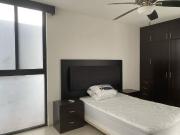 ¡RENTA! Townhouse de 2 Recámaras en la Colonia Maya...