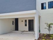 Renta Townhouse en Col. Buenavista