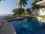 Renta Vacacional Residencia en exclusivo Fraccionamiento...