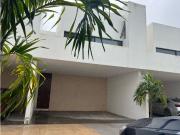 Venta casa tipo Town House Temozon Norte Mérida