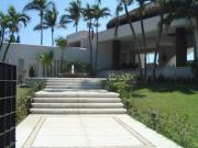 RENTA Y VENTA CASA CARACOL TRES VIDAS SOBRE PLAYA