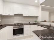 Rental! 105/15 Queens Road, Melbourne Apartment for rent...