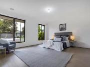 Deal! 12 Hampstead Place, Craigieburn, VIC 3064