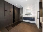 Cozy 1304/14 Queens Road, Melbourne VIC 3004