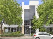 Nice 1/43 Printers Way, Kingston Apartment for rent...