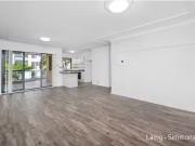Nice 18/195 Hawkesbury Road, WESTMEAD Apartment for rent...