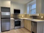 For Rent! 1 BA 1 Bedroom 2566 Lake Shore Boulevard West