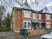 For Rent! 1 BA 1 bedroom flat for rent in Moreton Road,...