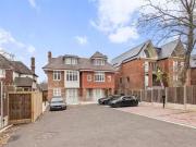 Rental! 1 BA 2 bedroom apartment for rent in Bromley...