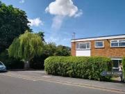Nice 1 BA 2 bedroom flat for rent in Whateleys Drive,...