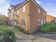 Deal! 1 BA 2 bedroom maisonette for rent in Lime Grove,...