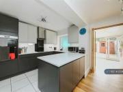 Just in! 1 BA 2 bedroom terraced house for rent in...