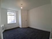 Cheap 1 BA 2 bedroom terraced house for rent in Reed...