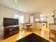 Unique 1 bedroom flat for rent in Warwick Road, Abirds...