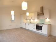 Charming 1 bedroom penthouse for rent in Maldon Road,...