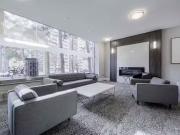 Rental! 1 Bedroom Upper Canada Court, East