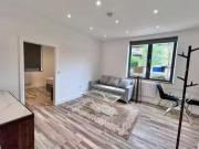 Cozy 1 BR Bridgeford Court