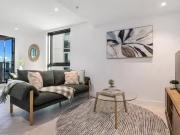 Deal! 1 BR Kavanagh Street