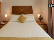 Cozy 1 Room Serviced 1 Bedroom Apartment to Rent in Dublin 2