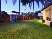 Rental! 2/198 Whiting Street, Labrador, QLD 4215