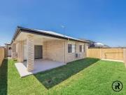 Unique 22 Parkside Avenue, Arundel, QLD 4214