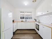 Cheap 25 Lorna Street, Cranbourne VIC 3977 House For Lease