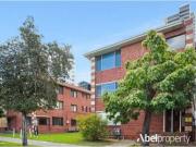 Charming 28/126 Terrace Road, PERTH Apartment for rent...