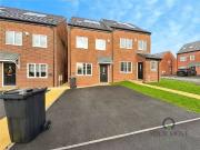 Cozy 2 BA 3 bedroom Semi Detached House to rent, Marsh...