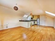 Rental! 2 bedroom apartment for rent in Royston Road,...