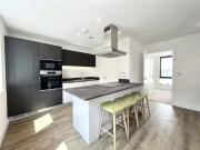 Rental! 2 bedroom apartment for rent in Treasure House,...