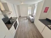 Charming 2 bedroom apartment for rent in Woodville Road,...