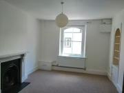 Deal! 2 bedroom flat for rent in 13 Commercial Road,...