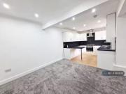 Cheap 2 bedroom flat for rent in Pottery Road, Oldbury, B68