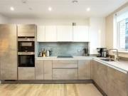 Cheap 2 bedroom property to let in Corbet Gardens,...