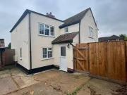 Deal! 2 bedroom semi detached house for rent in Rectory...
