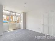 New 2 bedroom terraced house for rent in Bensham Lane,...