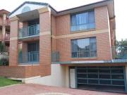 Cheap 2 BR 3/12 Park Street, Wollongong, NSW 2500
