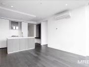 Unique 2 BR 4809/135 Abeckett Street, Melbourne, VIC 3000