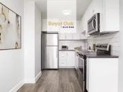 Cozy 2DR renovated Royal Oak Terrace 1132 Adelaide St N