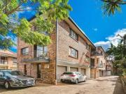 Cozy 3/156 Frank Street, Labrador, QLD 4215