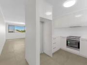 Nice 3/24 partens Street, Norman Park, QLD 4170