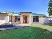 Cozy 37 Acacia Street, Moore Park Beach, QLD 4670