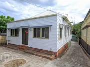 For Rent! 38 Prospect Terrace, Highgate Hill House for...