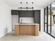 Rental! 399 Abbotsford Street, North Melbourne Townhouse...