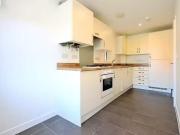 Nice 3 bedroom end of terrace house for rent in Keats...