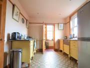 Just in! 3 bedroom flat for rent in Hagley Court, B16...