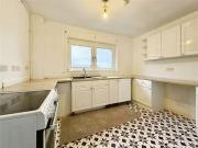 Just in! 3 bedroom Flat to rent, Bellshill Road,...