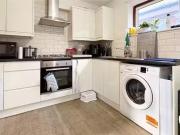 Unique 3 bedroom house for rent in Claremont Road,...